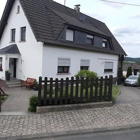 Apartment Heinz Romes *